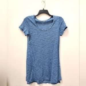 Universal Thread Striped Jersey dress